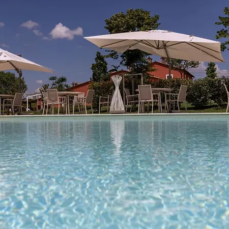 Tenuta Fogliani & Natural Resort *